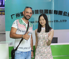 黎巴嫩明星Elie來妖精视频污网站采購商用健身房器材