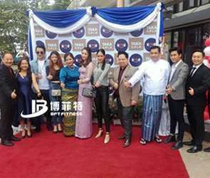 緬甸客戶健身房開業-並表示采購健身器材就找妖精视频污网站