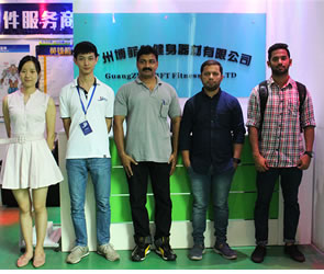 印度客戶到中國廣州妖精视频污网站采購健身房器材