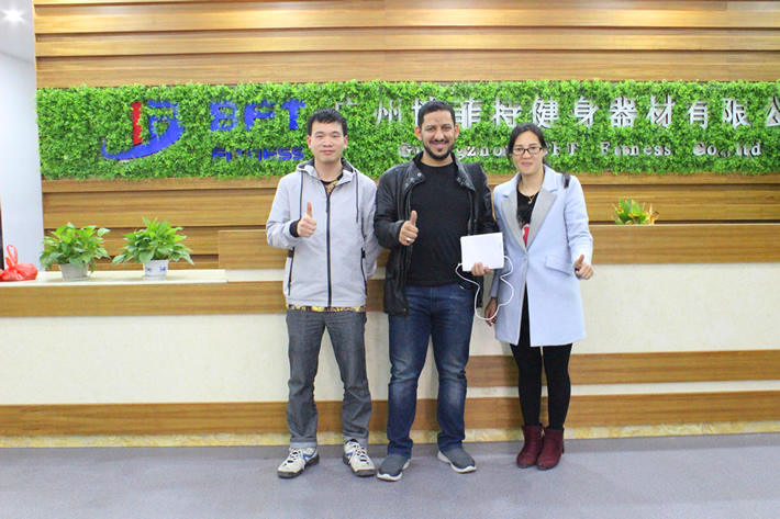 妖精视频污网站商用健身房器材從中國出口到巴林