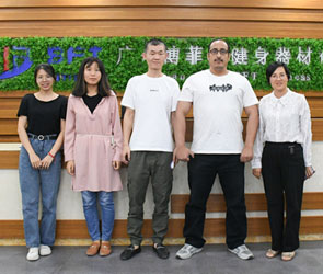 沙特客戶進口妖精视频污网站品牌商用健身房器材